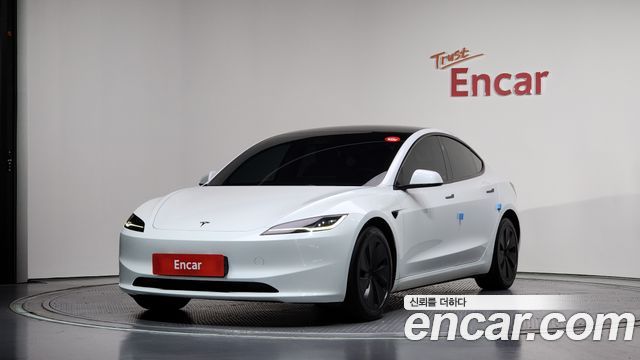 Tesla Model 3 Long Range AWD - фото 0