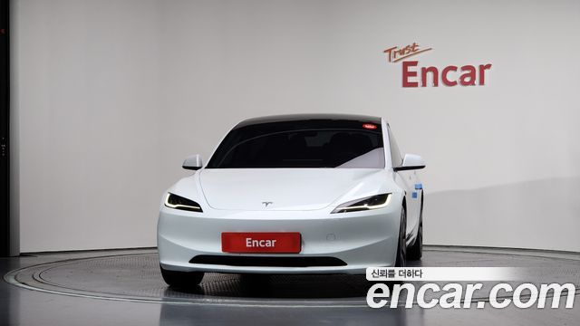 Tesla Model 3 Long Range AWD - фото 2