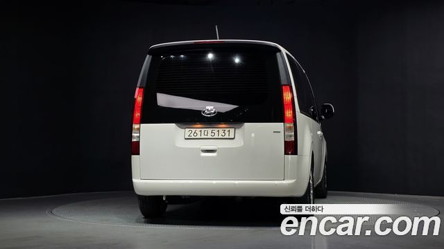 Hyundai Staria 4WD Tourer 9-Seater Modern - фото 3