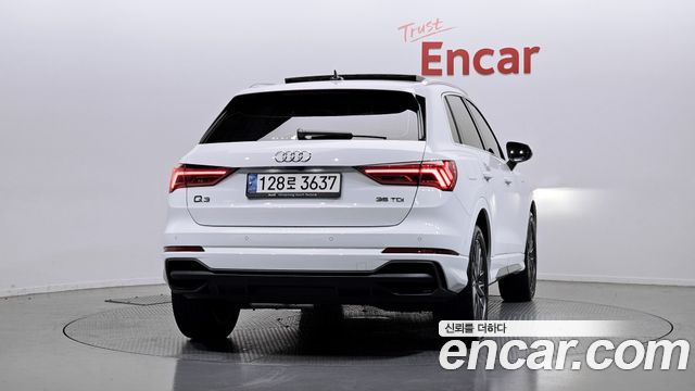 Audi Q3 F3 35 TDI Premium - фото 3