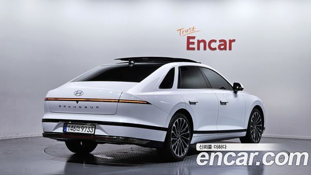 Hyundai Grandeur GN7, гибрид Calligraphy - фото 1