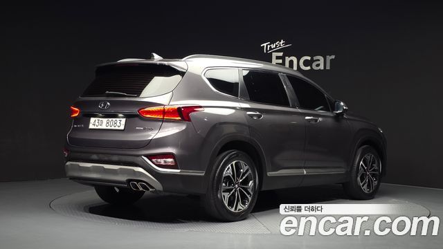 Hyundai Santafe TM Diesel 2,0 4WD Exclusive Special - фото 1