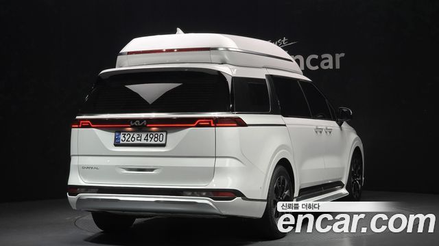 Kia Carnival 4-го поколения 9-Seater Hi-Limousine Signature - фото 1