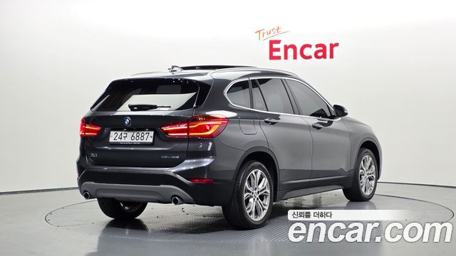 BMW X1 F48 xDrive 18d Joy - фото 1