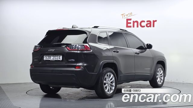Jeep Cherokee KL 2.4 Longitude High AWD - фото 1