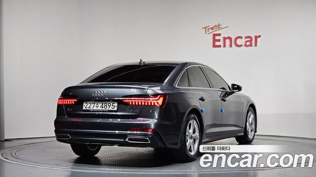 Audi A6 C8 40 TDI - фото 1