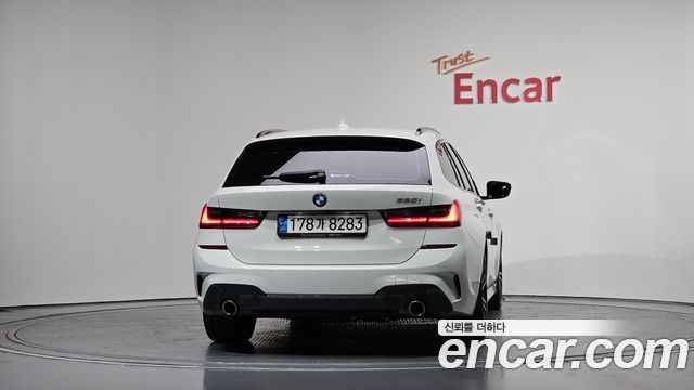 BMW 3-Series G20 320i Touring M Sports - фото 3