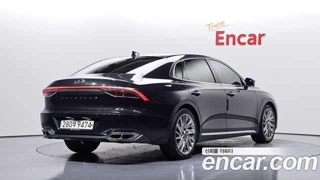 Hyundai Grandeur Новый IG 2.5 Calligraphy - фото 1
