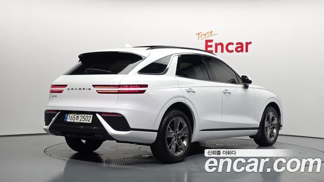 Genesis GV70 2.2 Diesel 2WD - фото 1