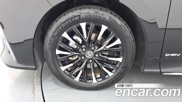 Toyota Alphard 4-го поколения 2.5 HEV Executive AWD - фото 4