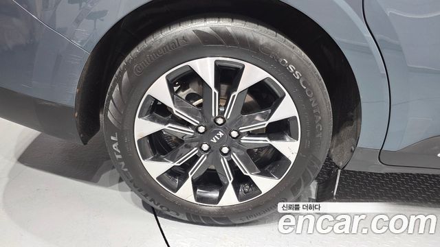 Kia Carnival 4-го поколения 9-Seater Signature - фото 4