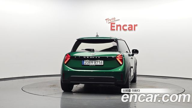 Mini Cooper 4-го поколения Essential - фото 2