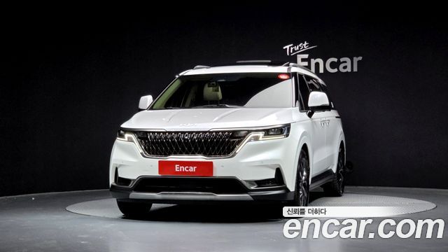 Kia Carnival 4-го поколения 11-Seater Signature - фото 2