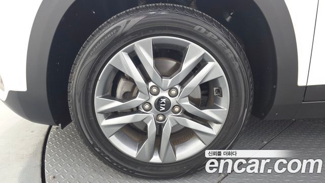 Kia Seltos Gasoline 1.6 Turbo 2WD Prestige - фото 4