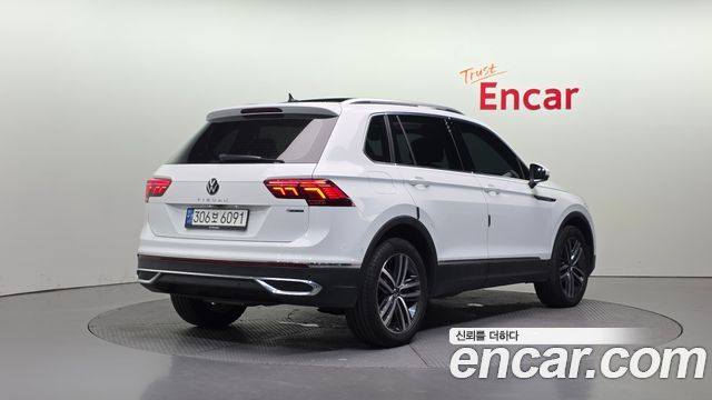 Volkswagen Tiguan 2-го поколения 2.0 TDI 4Motion Prestige - фото 1