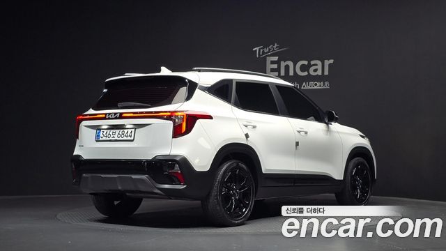 Kia Seltos Новый Gasoline 2.0 2WD Gravity - фото 1