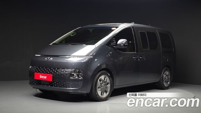 Hyundai Staria Tourer 11-Seater Modern - фото 0