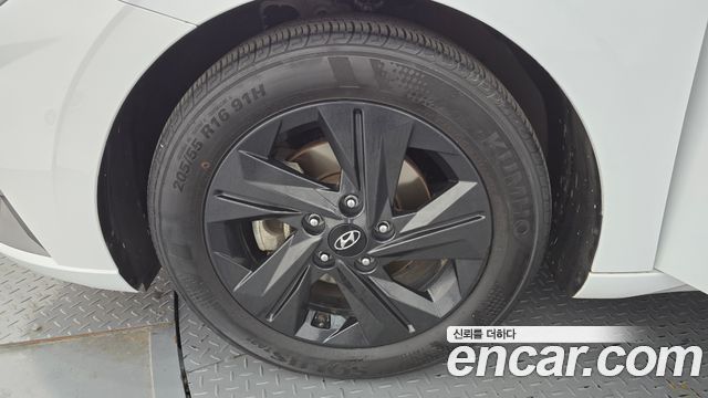 Hyundai Avante CN7 1.6 Modern - фото 4