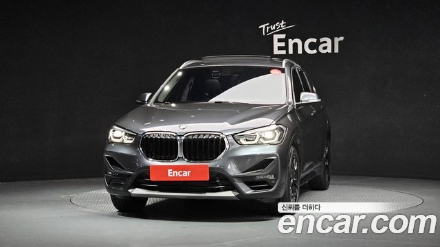 BMW X1 F48 xDrive 20i Advantage - фото 2