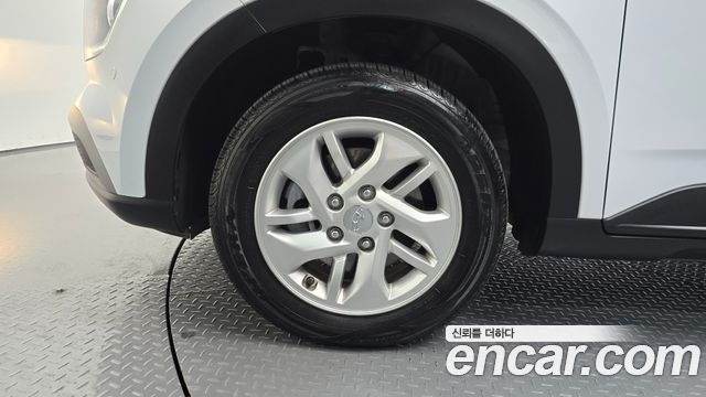 Hyundai Venue 1.6 Modern - фото 3