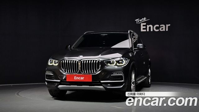 BMW X5 G05 xDrive 45e xLine - фото 2