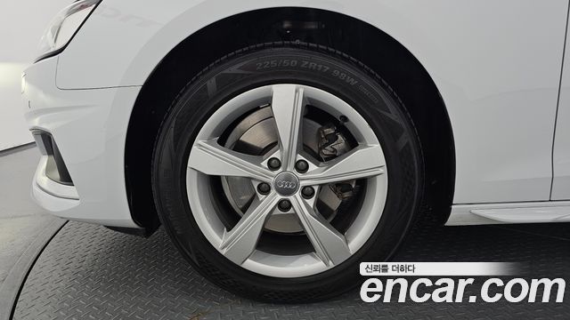 Audi A4 B9 35 TDI - фото 4