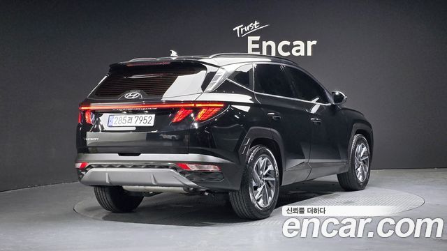 Hyundai Tucson NX4, гибрид Inspiration 2WD - фото 0