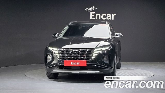 Hyundai Tucson NX4, гибрид Inspiration 2WD - фото 1
