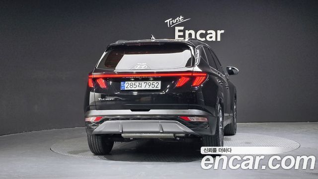 Hyundai Tucson NX4, гибрид Inspiration 2WD - фото 2