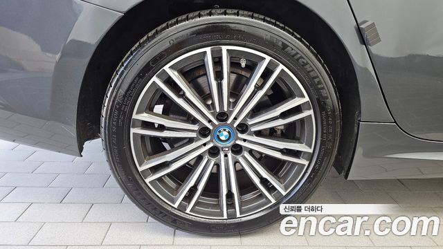 BMW 3-Series G20 320e M Sports - фото 4