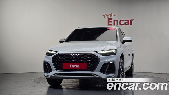 Audi Q5 FY 40 TDI Quattro Premium - фото 1