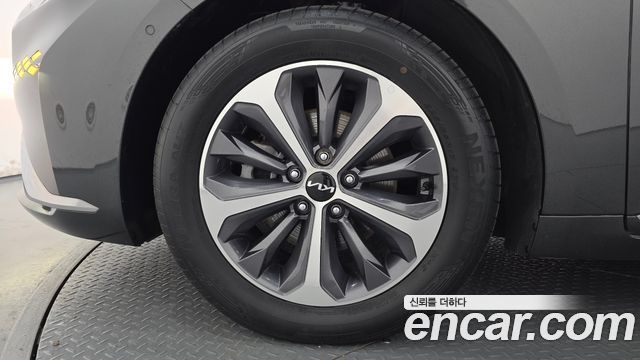 Kia K8 гибрид Noblesse - фото 4