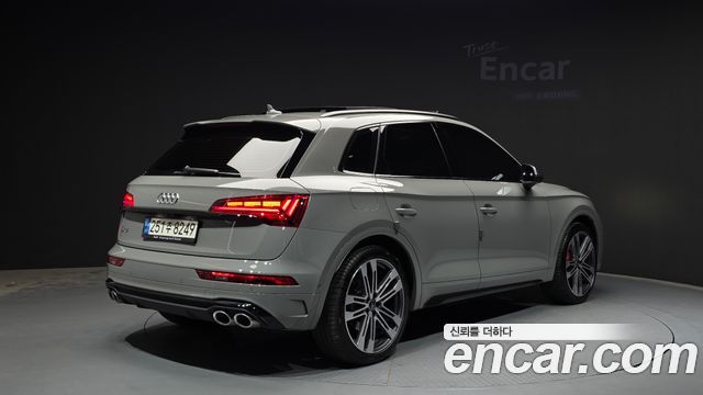 Audi SQ5 FY 3.0 TFSI Quattro - фото 1
