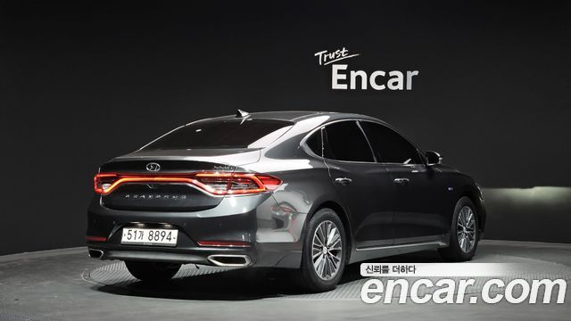 Hyundai Grandeur IG, гибрид Exclusive Special - фото 1