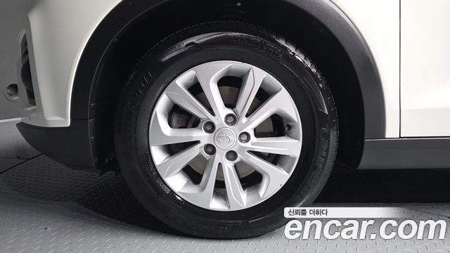 SsangYong Tivoli Gasoline 1.5 2WD V3 Special - фото 4