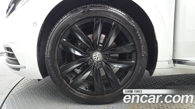 Volkswagen Arteon 2.0 TDI Prestige - фото 4