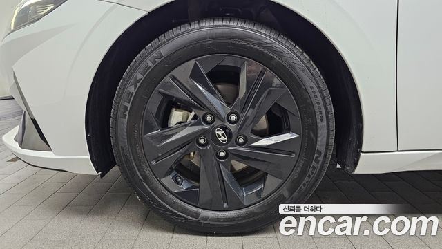 Hyundai Avante CN7, гибрид Smart - фото 4