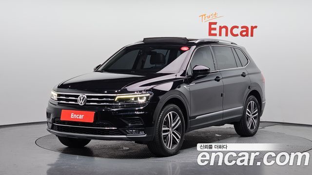 Volkswagen Tiguan 2.0 TDI Prestige - фото 0