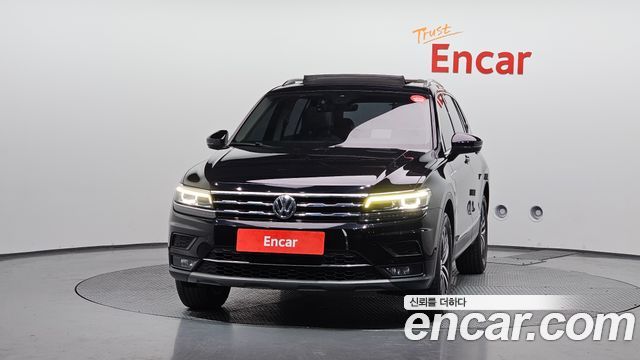 Volkswagen Tiguan 2.0 TDI Prestige - фото 2