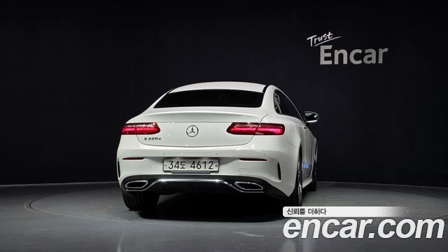 Mercedes-Benz E-Class W213 E220d Coupe - фото 3