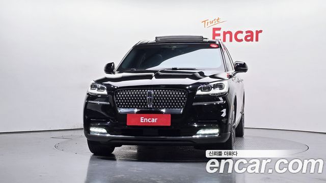 Lincoln Aviator 2-го поколения 3.0 Reserve AWD - фото 2