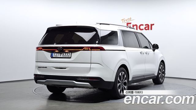 Kia Carnival 4-го поколения 9-Seater Prestige - фото 1