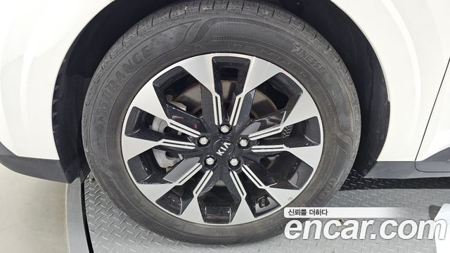 Kia Carnival 4-го поколения 9-Seater Prestige - фото 4