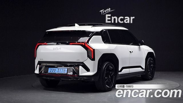 Kia EV3 Long Range 2WD GT Line - фото 0