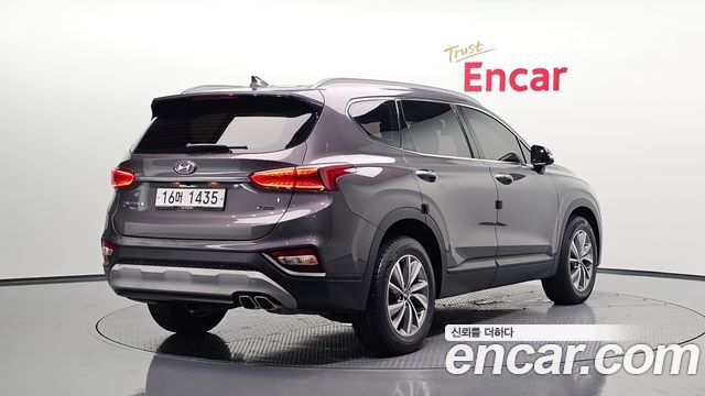Hyundai Santafe TM Diesel 2.0 2WD Exclusive - фото 1