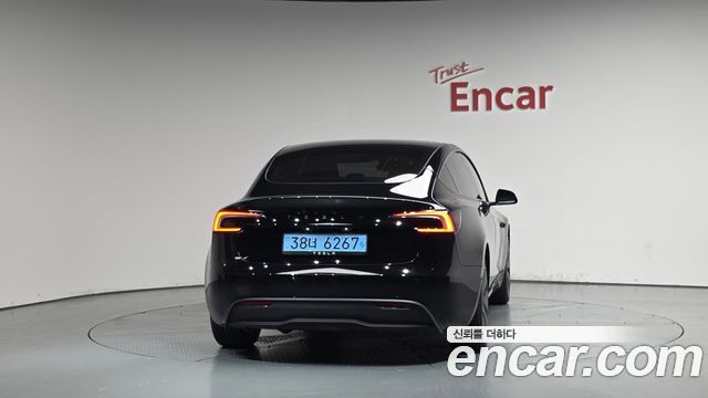 Tesla Model 3 RWD - фото 2