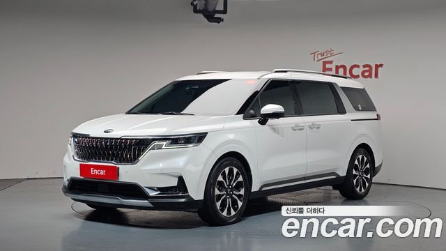 Kia Carnival 4-го поколения 7-Seater Signature - фото 0