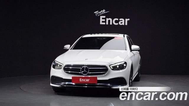 Mercedes-Benz E-Class W213 E350 4MATIC Avantgarde - фото 1