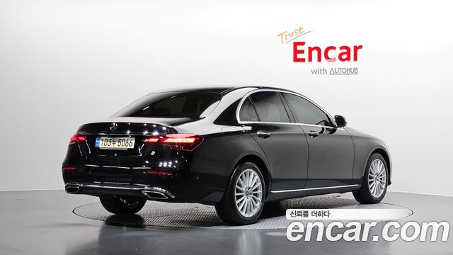 Mercedes-Benz E-Class W213 E250 Exclusive - фото 1