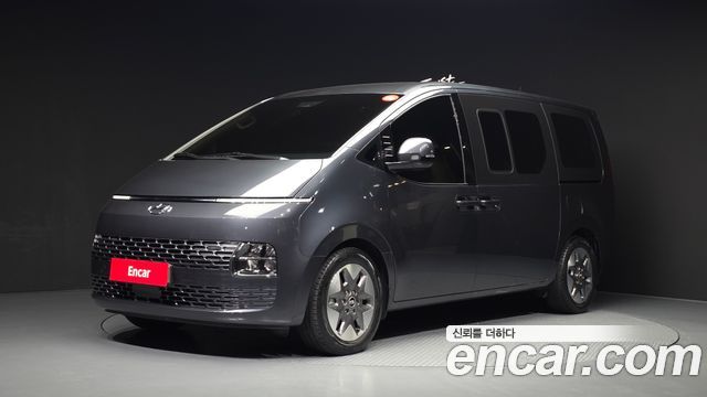 Hyundai Staria Tourer 11-Seater Modern - фото 0